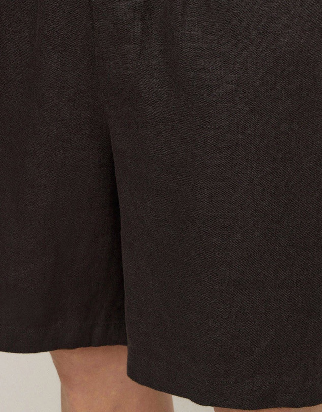 Assembly Label - Finley Linen Shorts
