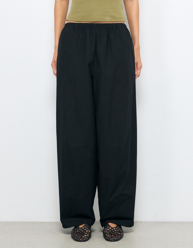AERE - Nora Organic Cotton Barrel Leg Pants