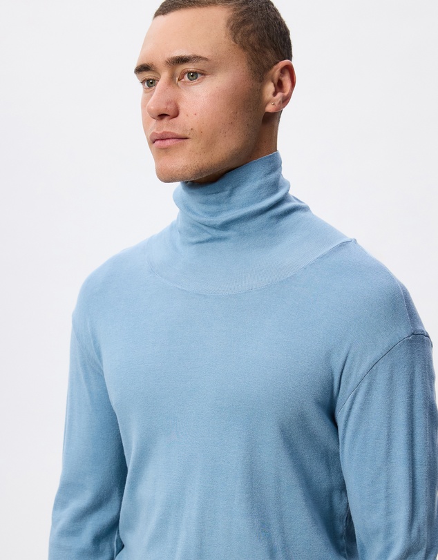 Surrounded By Ghosts - The Atacamite Slim Rib Knit Turtle Neck T-Shirt
