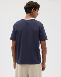 AERE - Contrast Collar T-Shirt