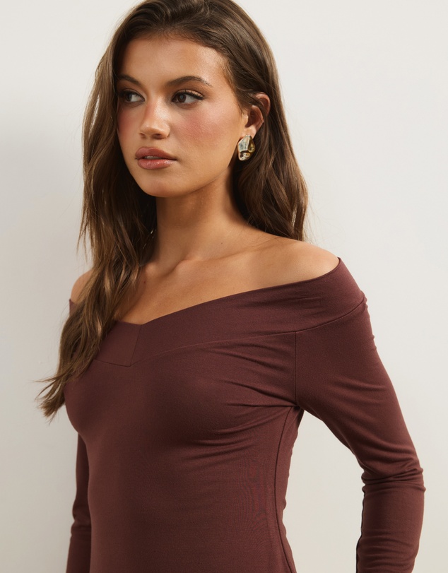 Atmos&Here - Lottie Off The Shoulder Long Sleeve Top
