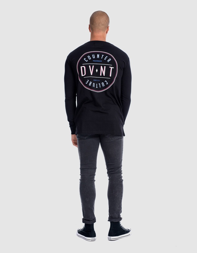 DVNT - C.C Badge Long Sleeve