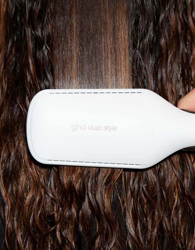 ghd - duet style 2 in 1 Hot Air Styler in White