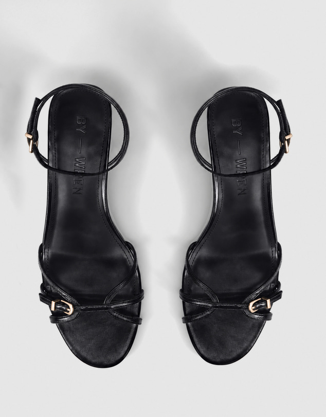 By Wren - Ren Heels