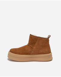 Ozwear Connection Uggs - Ugg Tag Zipper Ankle Boots