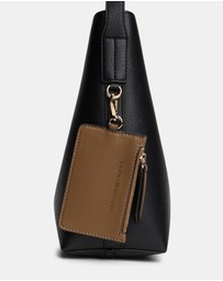 Tommy Hilfiger - Icon Shoulder Bag