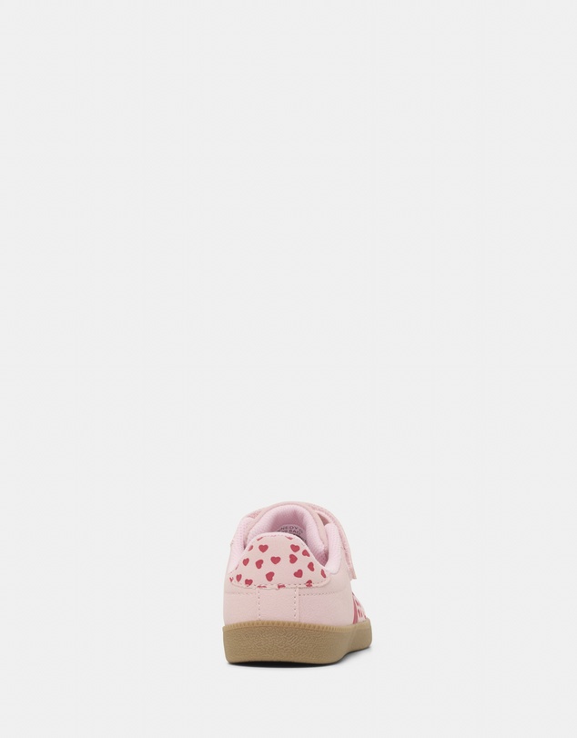 Kicks - Kennedy