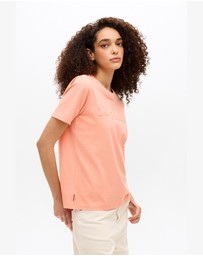 Superdry - Embossed Logo Graphic Tee