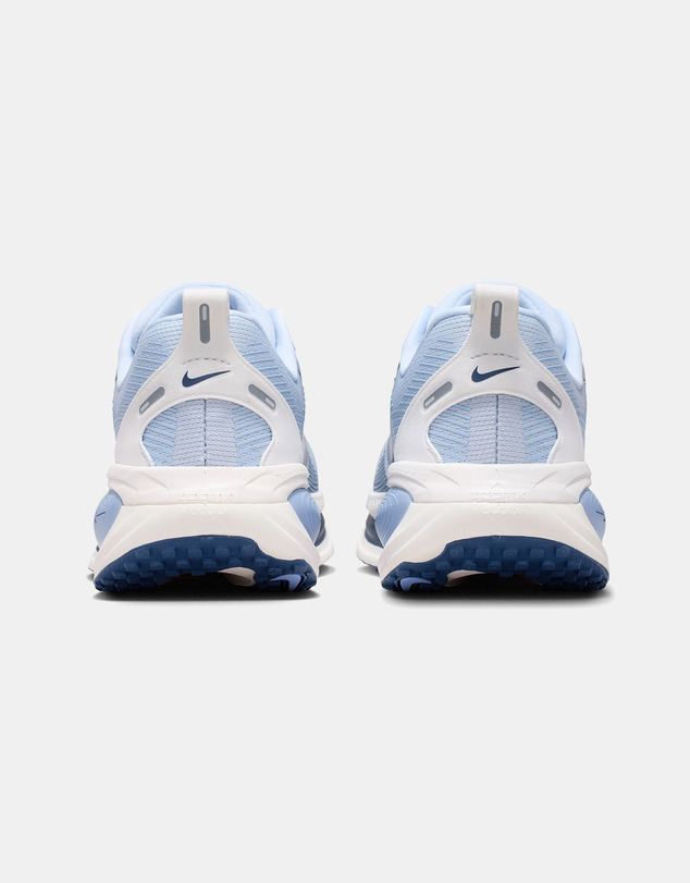 Nike - Vomero 18 - Women's