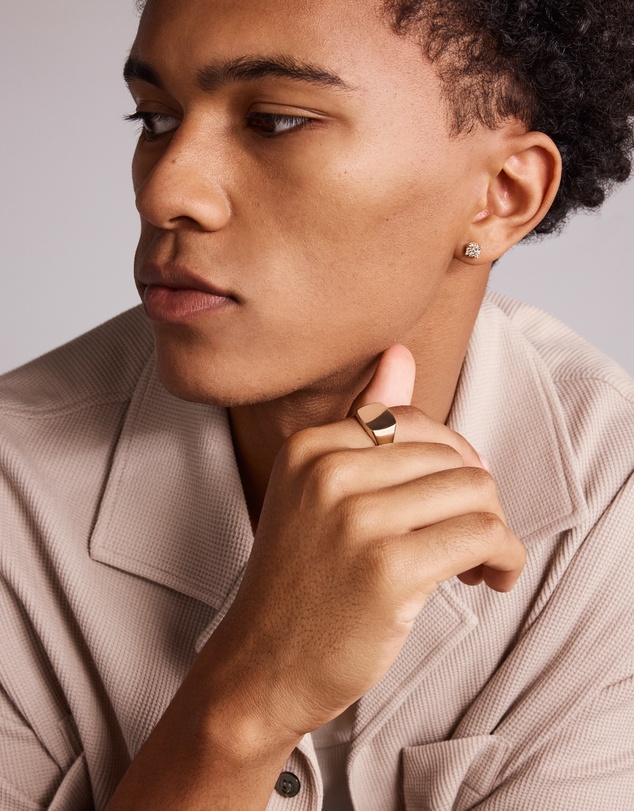 Michael Hill - Men’s Stud Earring with 0.12 Carat TW of Diamonds in 10kt Yellow Gold