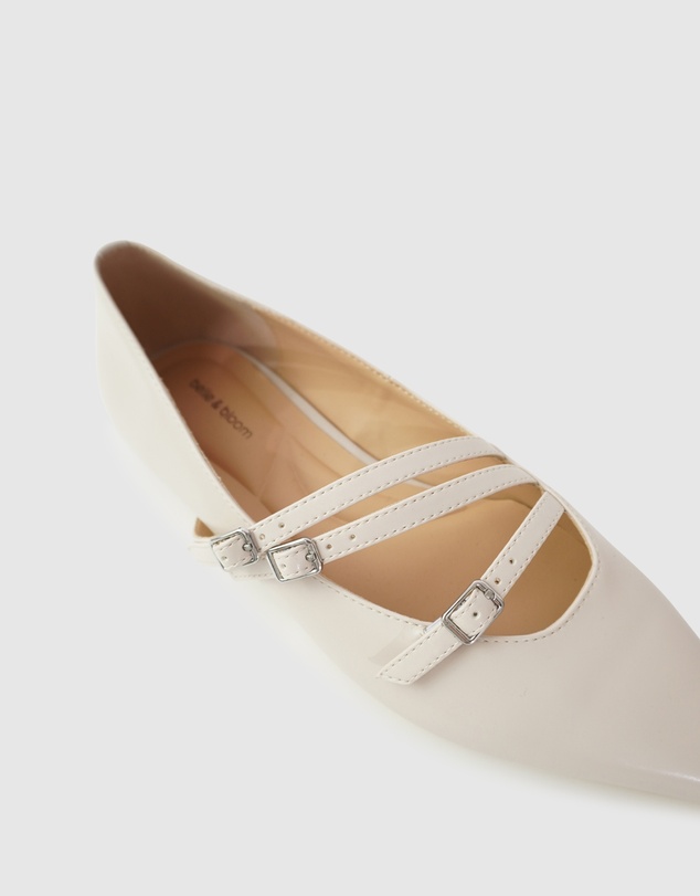 Belle & Bloom - Begin Again Buckled Flat