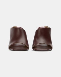 Tony Bianco - Model Heel