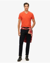 Superdry - Essential Logo Embroidered Vee Slim Fit Tee
