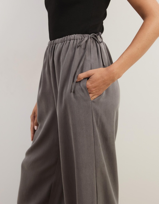 Atmos&Here - Viola Wide Leg Tie Detail Pants