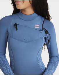 Billabong - Girls 8 to 14 4/3mm Synergy Natural Chest Zip Wetsuit