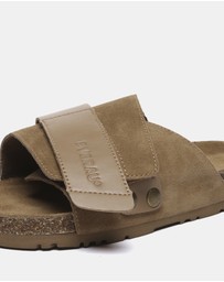 EVERAU - EverAU Ugg Terrain Cow Suede Upper Sandals