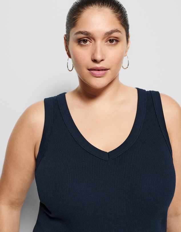 Commonry - Phoebe Tank