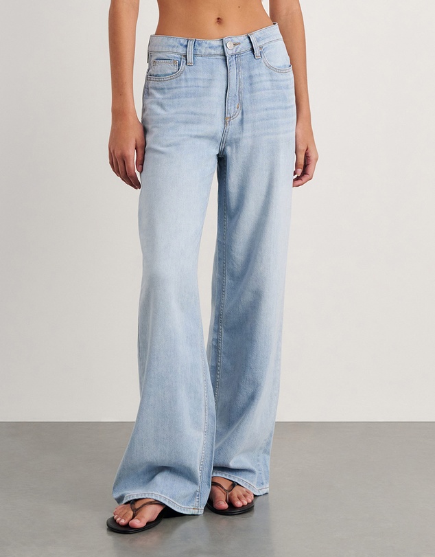 Jag - Loe Mid Rise Straight Jean