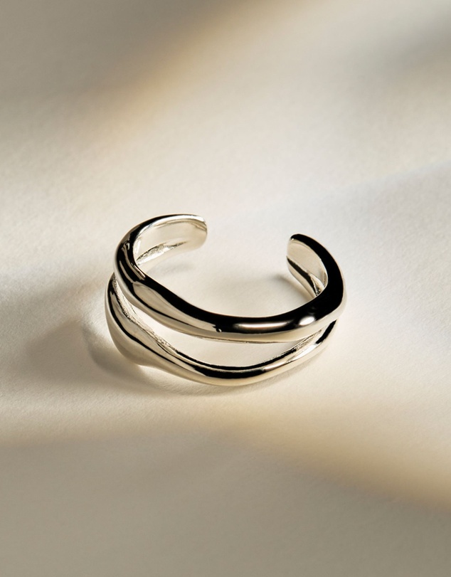 Najo - Dune Large Silver Ear Cuff