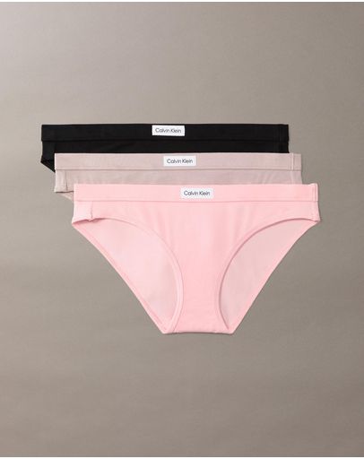 Black, Fresh Taupe & Powder Pink