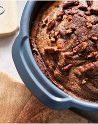 Joseph Joseph - Nest™ Bake Set of 2 Non-Stick Round Cake Tins with Easy-Pull Handles