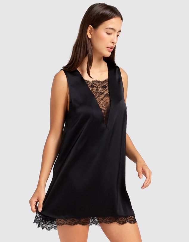Belle & Bloom - After Party Lace Mini Dress