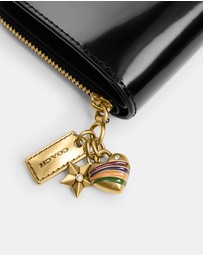 Coach - Essential Billfold Wallet With Charms