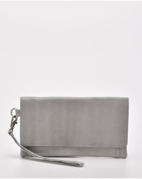 Cobb & Co - Wodonga Leather Wallet with Wristlet