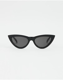 Reality Eyewear - Kiss Kiss