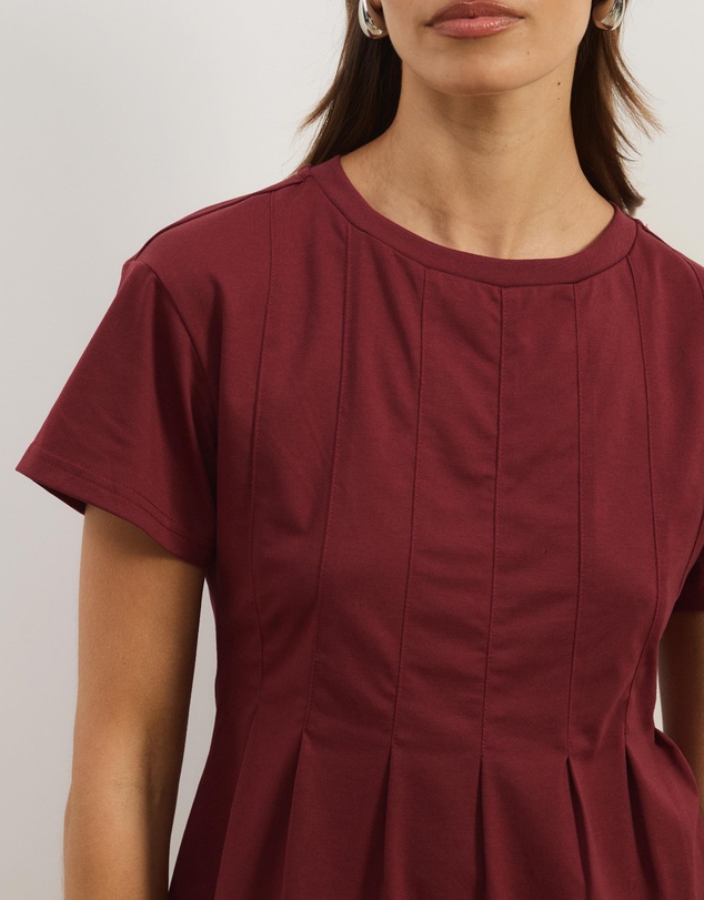 Atmos&Here - Boxy Pin Tuck T-Shirt