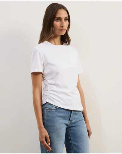 Atmos&Here - Emi Asymmetric Hem T-Shirt