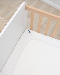 Living Textiles - Smart-Dri Mattress Protector - Compact Cot