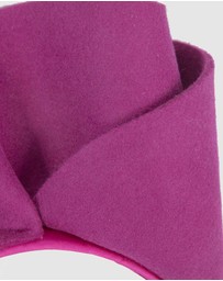 Max Alexander - Felt Winter Racing Fascinator
