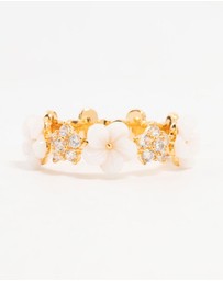 Lovisa - Gold Plated Alternating Flower Cubic Zirconia Band Ring