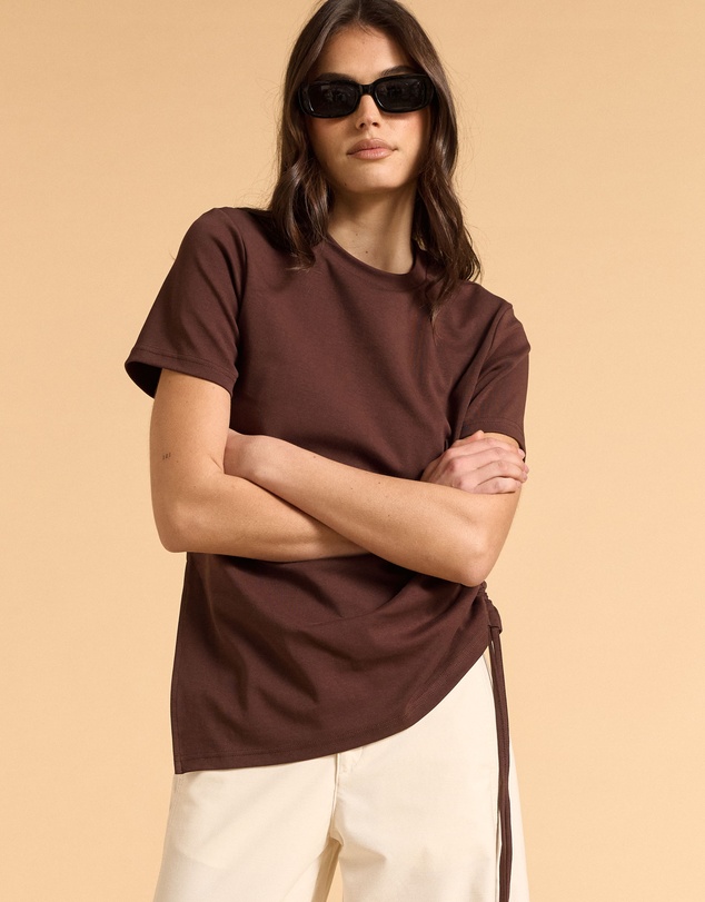 MVN - Rouched Side Tee