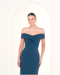 Pilgrim - Lucy Cold Shoulder Cross Gown