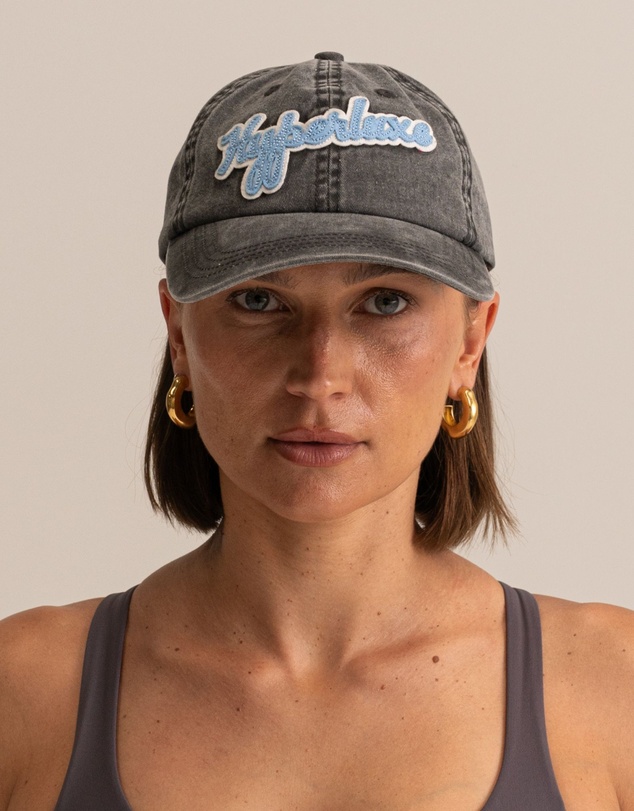 HyperLuxe The Label - Washed Retro Cap