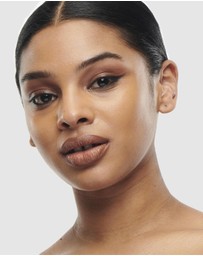 MAC - Studio Radiance Serum-Powered Foundation - NC40