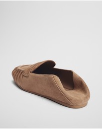 Country Road - Elodie Loafer