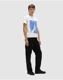 Neuw - Blume Tee