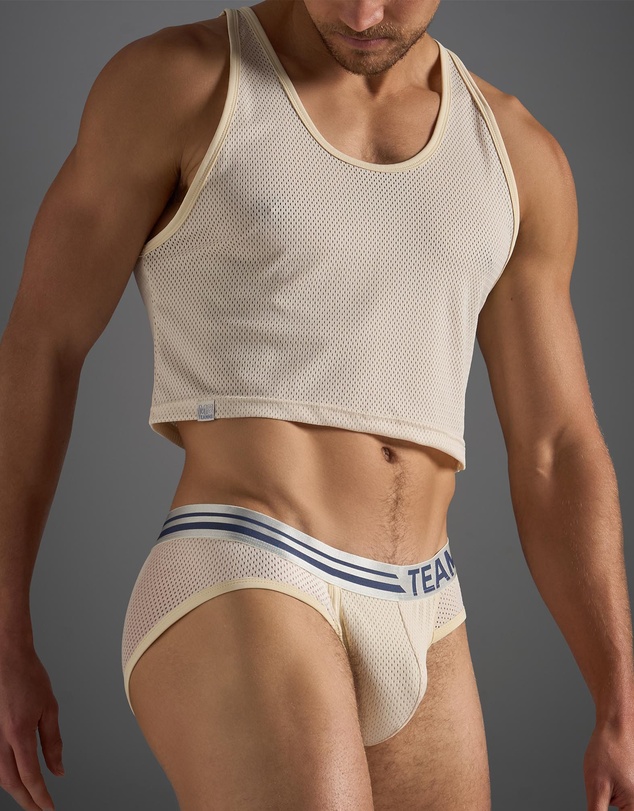 TEAMM8 - Racer Mesh Crop Singlet