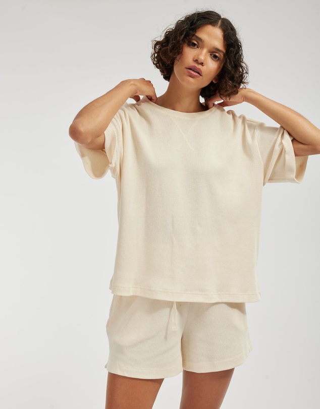 Amelius - Laurie Waffle Tee