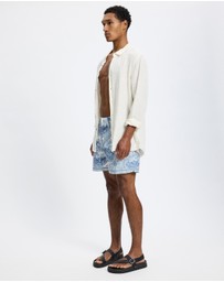 Camilla - Mid Length Boardshorts With Elastic Waist