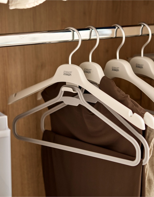 Joseph Joseph - Orderly™ Set of 2 Long Garment Hangers