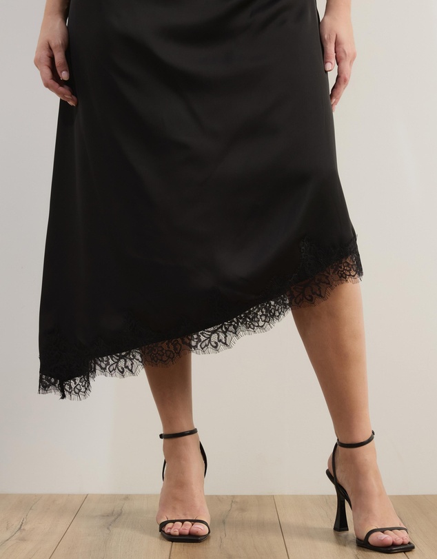 Atmos&Here Curvy - Quinn Satin Midi Dress With Lace Trim