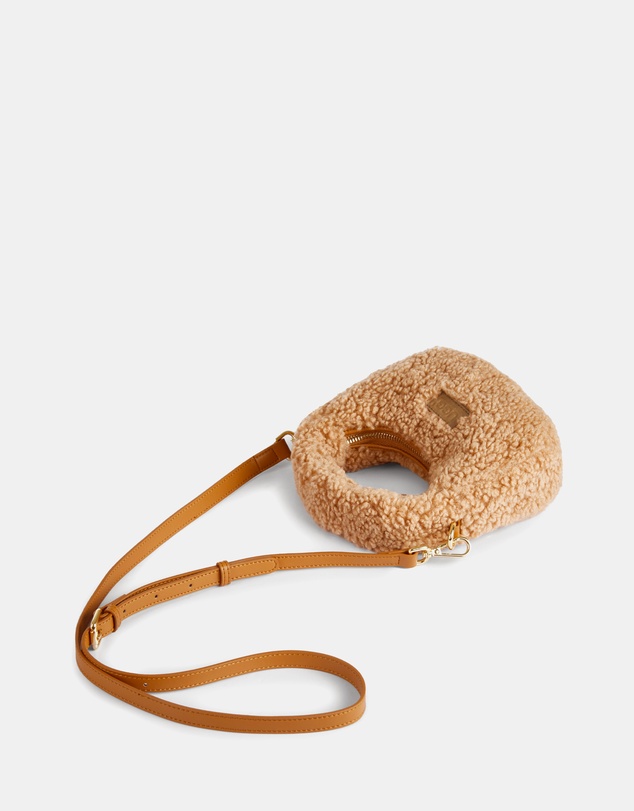 EVERAU - Australian Shepherd Ugg Claro Bag Sheepskin Upper Bags