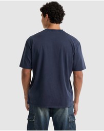 GUESS Originals - GUESS Originals Baker Logo T-Shirt