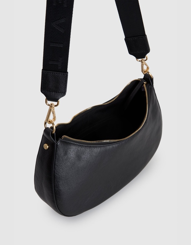 Evity - Clover Leather Shoulder Bag