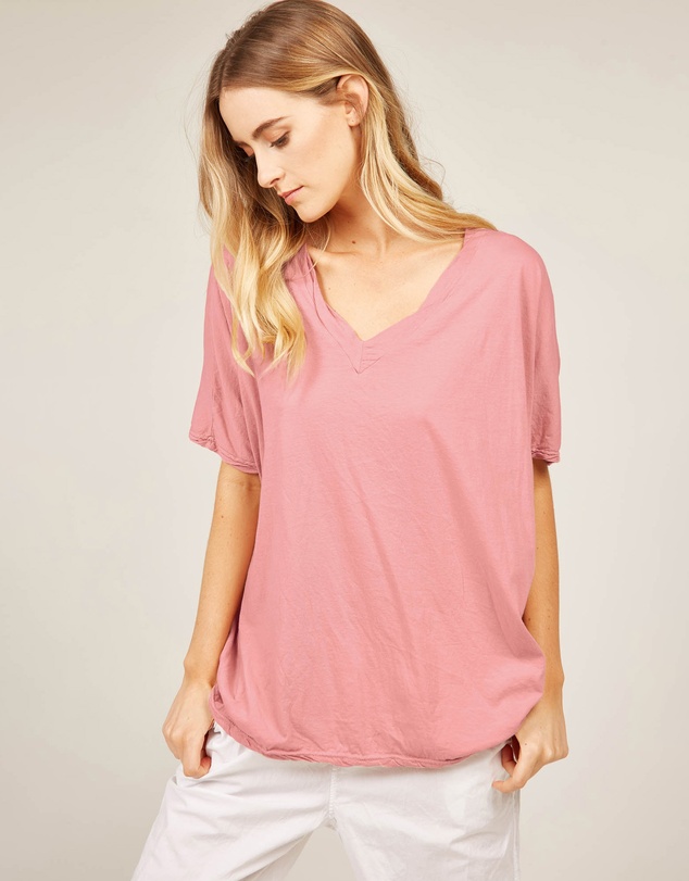 Primness - Loose V Tee