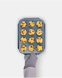 Joseph Joseph - Nest™ Bake 12-cup Non-Stick Muffin Tray with Easy-Pull Handles